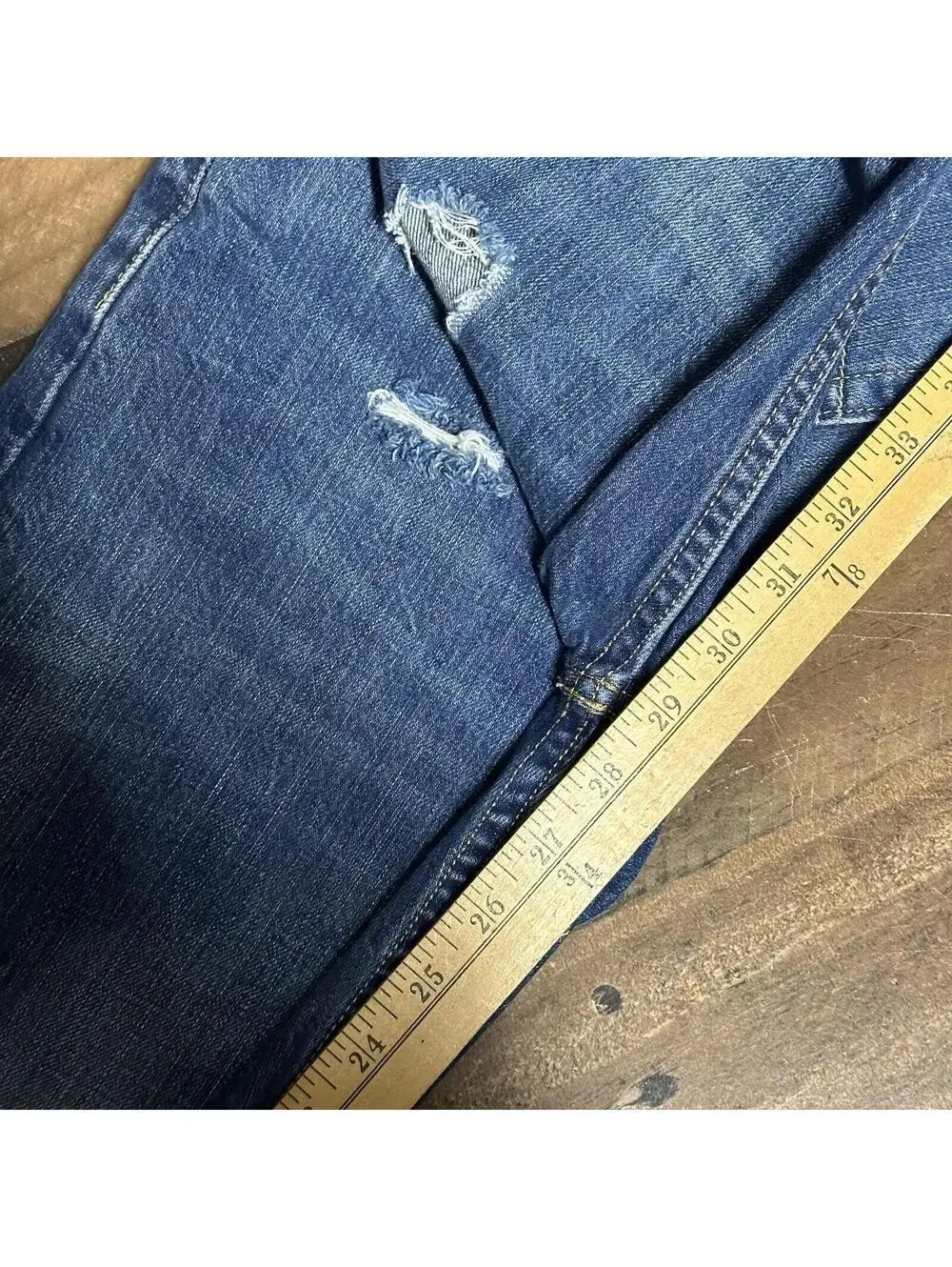 Levis levis 502